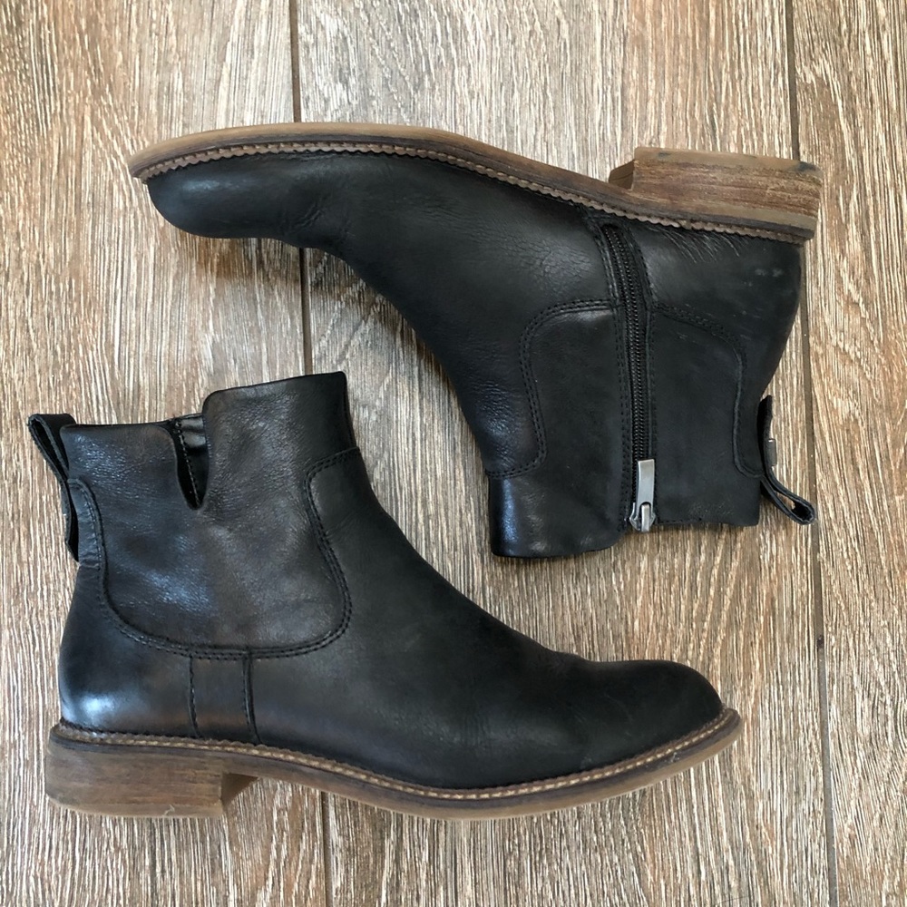 FrancoSarto Black Industrial Inspired Boots 8.5